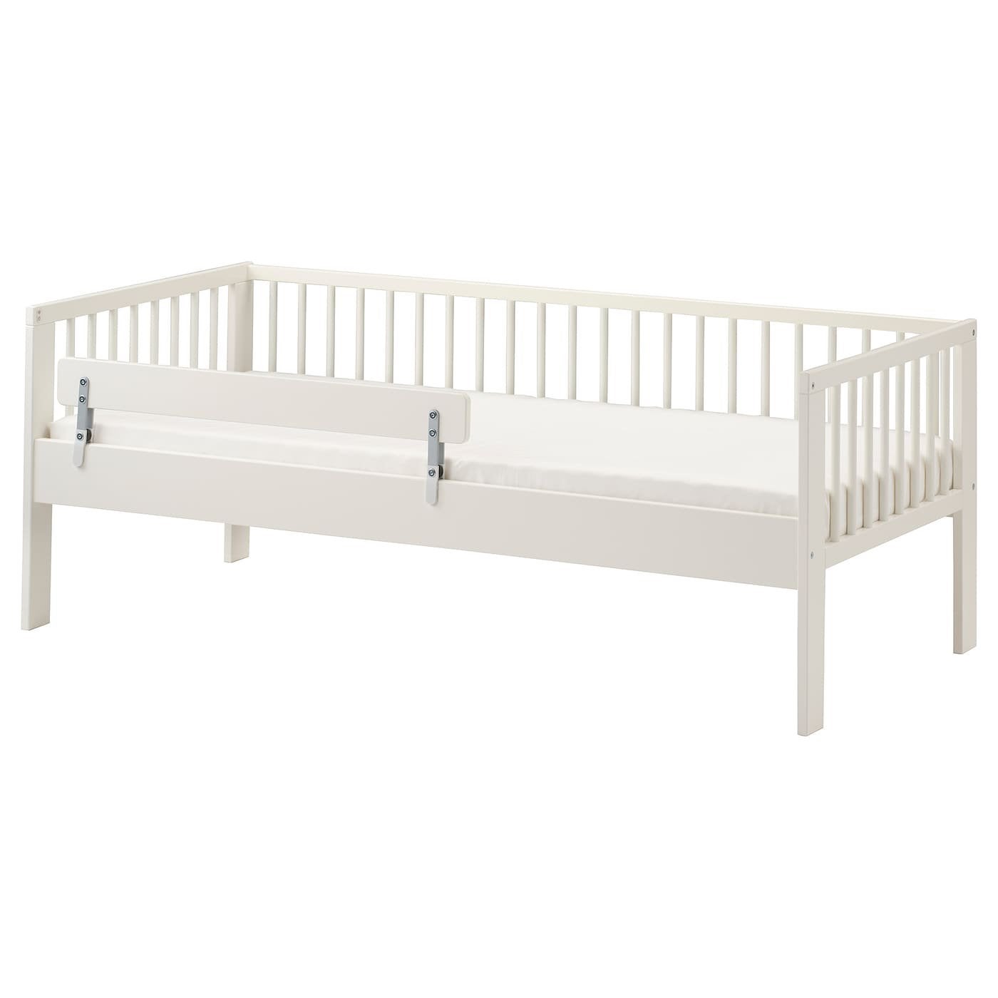 Peuterbed IKEA Gulliver met nieuwe matras (UNDERLIG), Kinderen en Baby's, 70 tot 85 cm, 140 tot 160 cm, Zo goed als nieuw, Ophalen