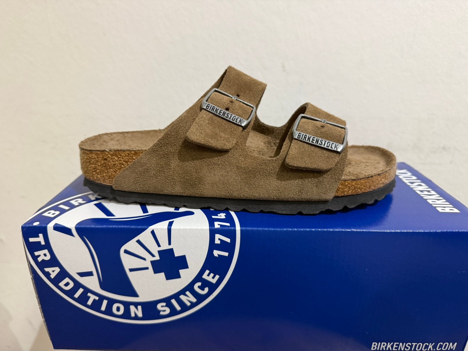 Te koop nieuwe Birkenstock Arizona Dark Tea Tonal, Postlaan 3, Birkenstock, Nieuw, 123@home.nl