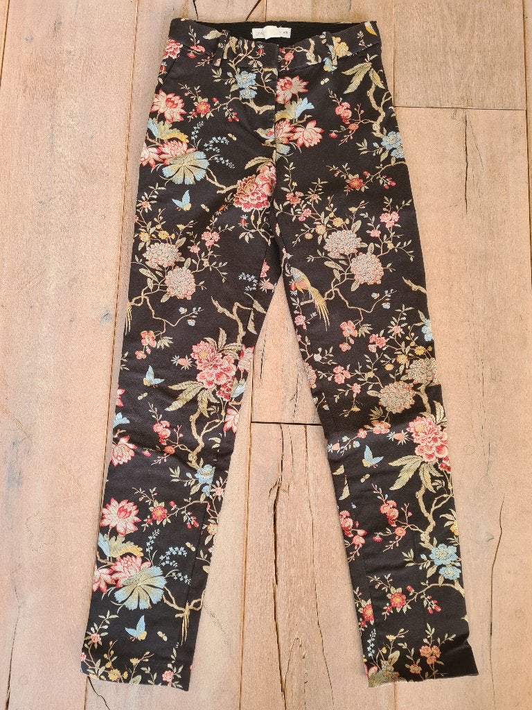 Bloemen pantalon GP & Baker x H&M mt 34, Zwart, Ophalen of Verzenden, Zo goed als nieuw, Maat 34 (XS) of kleiner