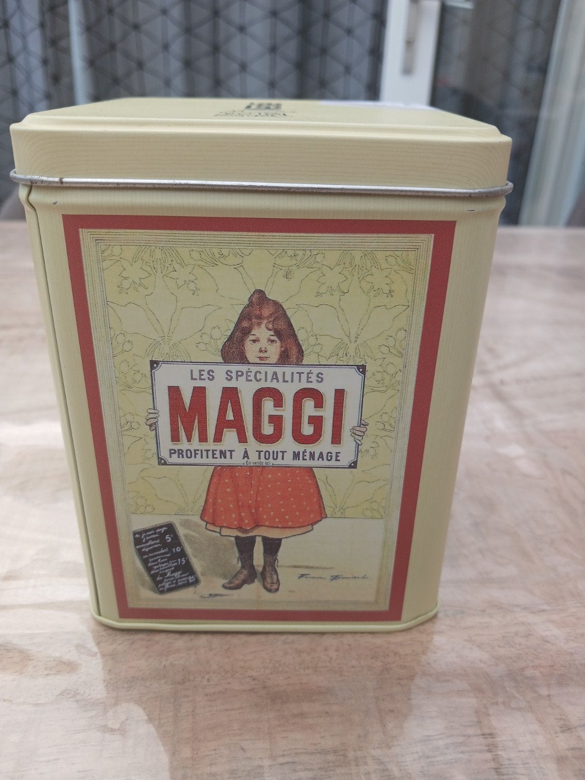 Nestlé Maggi 150 jaar jubileum blik - Vintage look, Verzamelen, Verzenden, Zo goed als nieuw, Overige, Overige merken