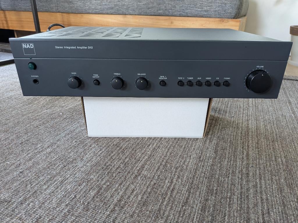 NAD 312 integrated amplifier, Overige merken, Gebruikt, Ophalen of Verzenden, Minder dan 60 watt