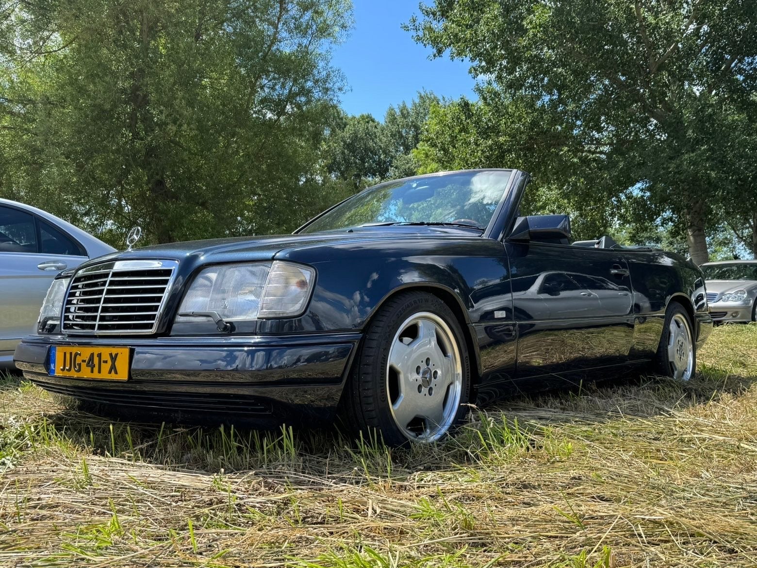 Mercedes-Benz E320 Cabriolet W124 1996 Zeer nette staat, Auto's, Automaat, Metallic lak, 1700 kg, Cabriolet