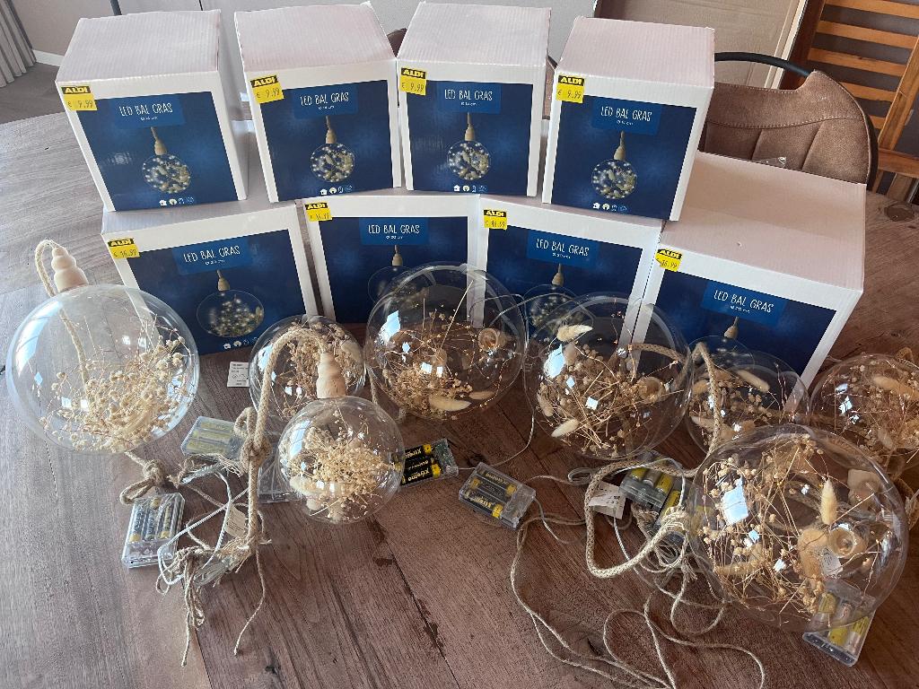 Decoratie glas bollen 8 stuks, Ophalen, Zo goed als nieuw, Beige, Glas