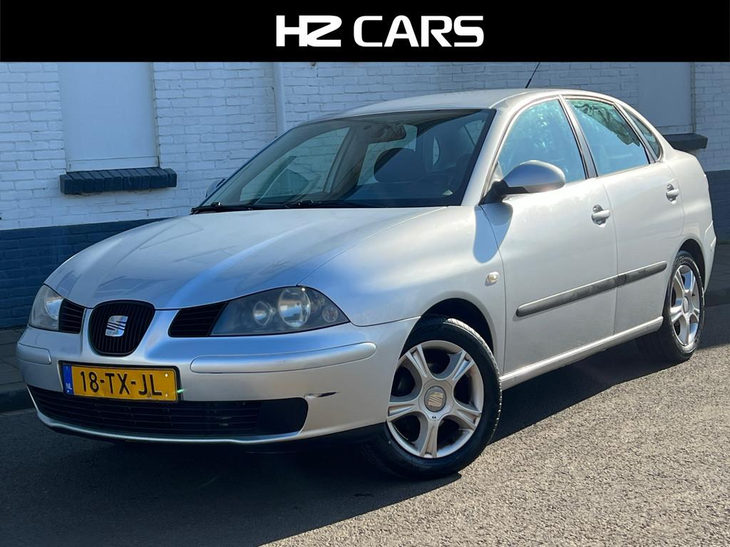 Seat Cordoba 1.4-16V Trendstyle|Nieuwe APK|Airco|Trekhaak|El, Auto's, Voorwielaandrijving, 4 cilinders, Origineel Nederlands, Bedrijf