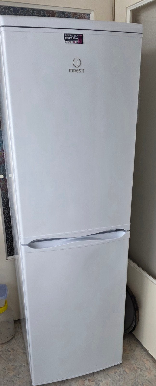 Indesit Koelkast met Aparte Vriezer - Wit, Gebruikt, 200 liter of meer, Met aparte vriezer, 45 tot 60 cm