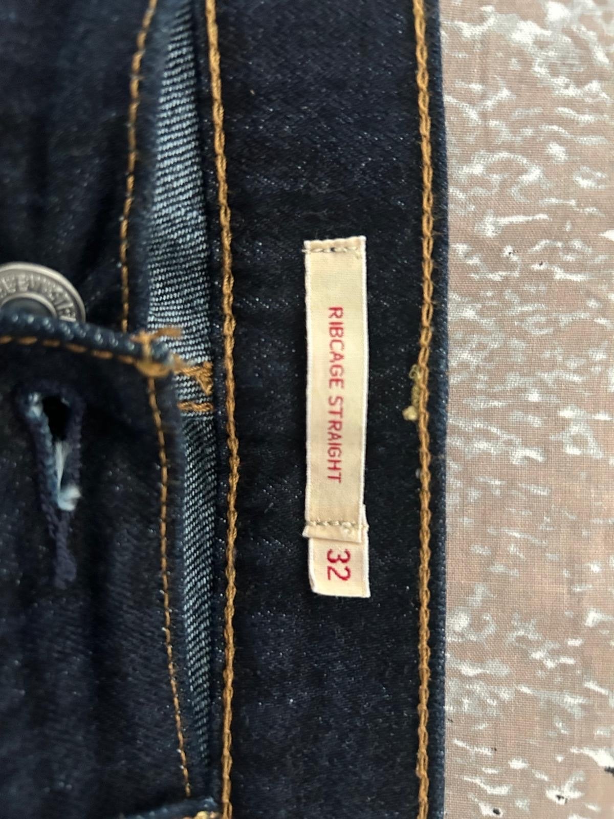 Levi's Ribcage Straight Jeans - W32, Ophalen of Verzenden, Zo goed als nieuw, Blauw, W30 - W32 (confectie 38/40)