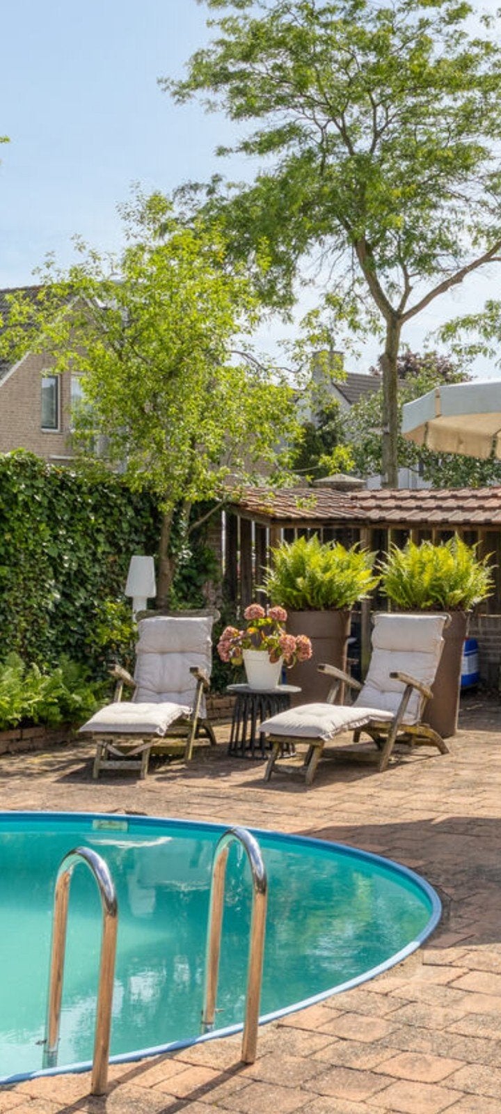 Twee teakhouten inklapbare ligstoelen, Tuin en Terras, Ophalen, Gebruikt, Teakhout, Verstelbaar