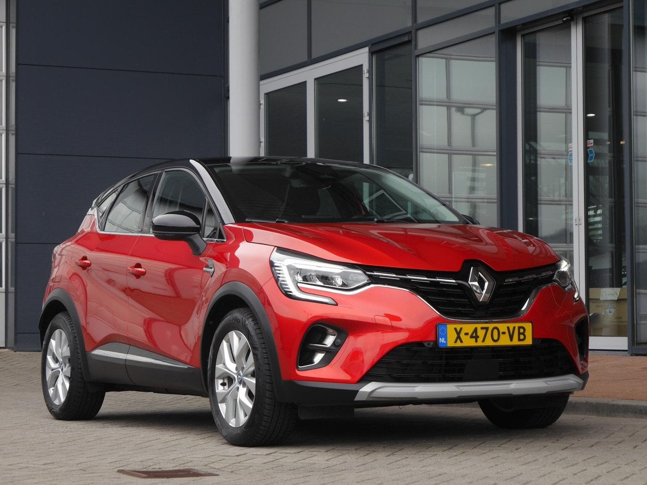 Renault Captur 1.6 E-Tech Plug-in Hybrid 160 Intens | Panora, Auto's, Gebruikt, 750 kg, Plug-in hybride, Bedrijf