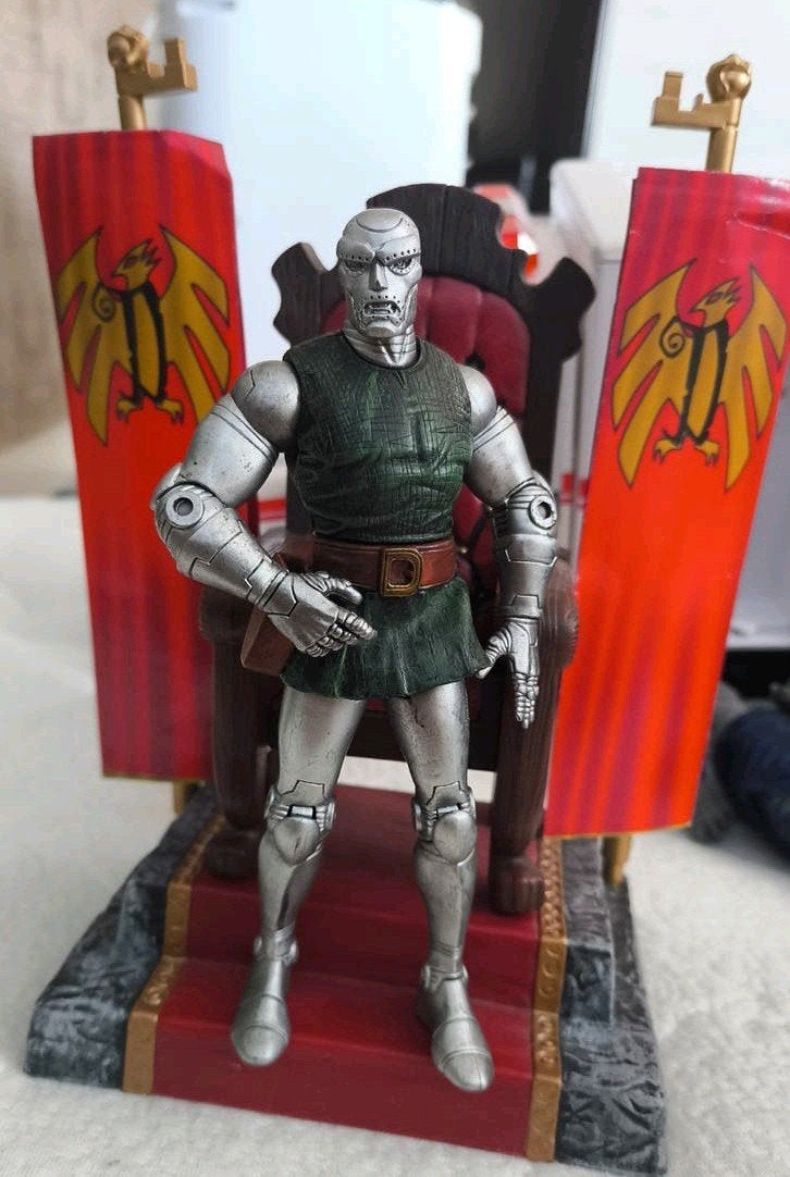 Dr. Doom, Verzamelen, Ophalen of Verzenden, Zo goed als nieuw