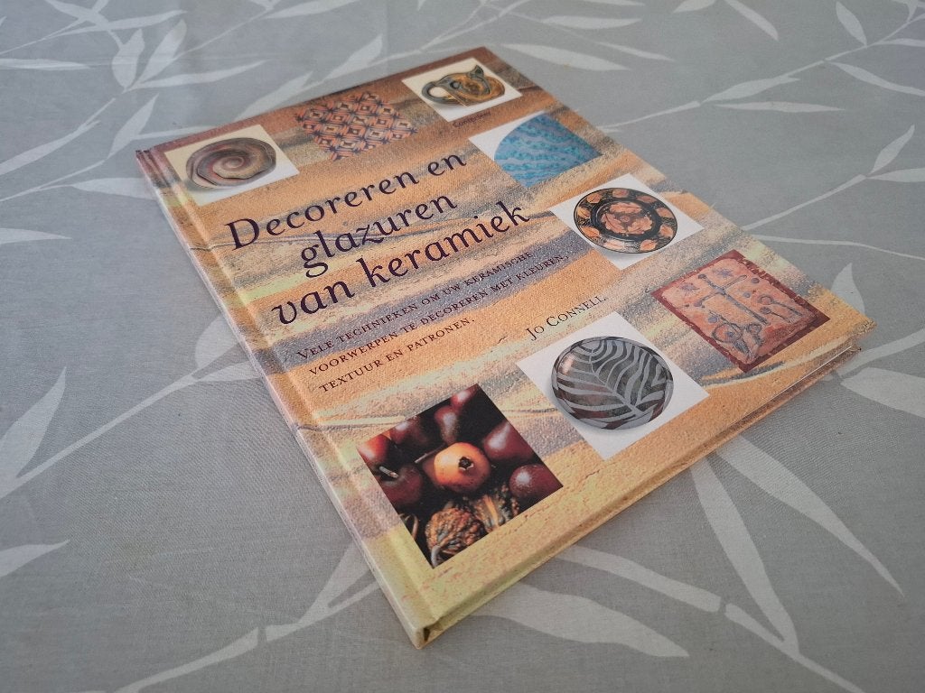 DECOREREN EN GLAZUREN VAN KERAMIEK - Jo Connell, Ophalen of Verzenden, Zo goed als nieuw, Kleien en Boetseren