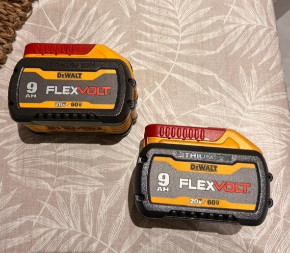 2x DeWalt FlexVolt Accu 9Ah 20V/60V - Zo goed als nieuw, DeWalt, Zo goed als nieuw, Info@dewalt.com, 701 E Joppa Rd, Towson, MD 21286, USA