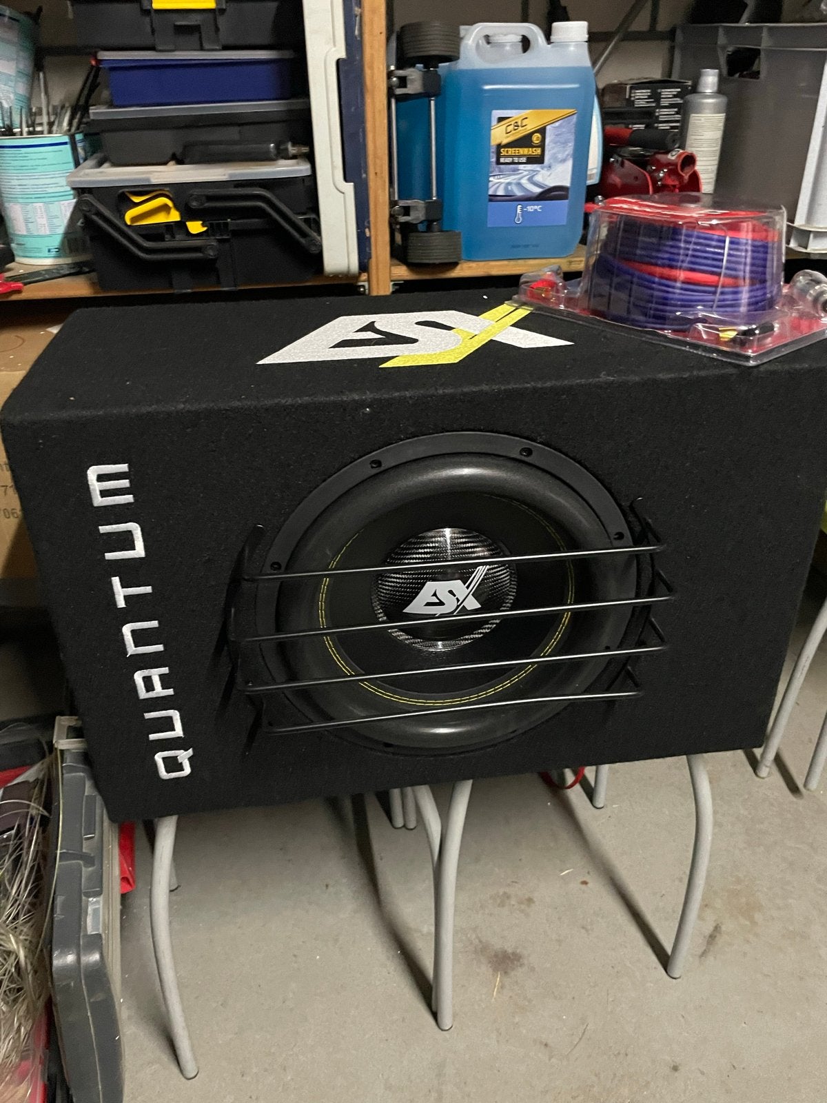 Quantum ESX Subwoofer met bedrading, Ophalen of Verzenden, Zo goed als nieuw