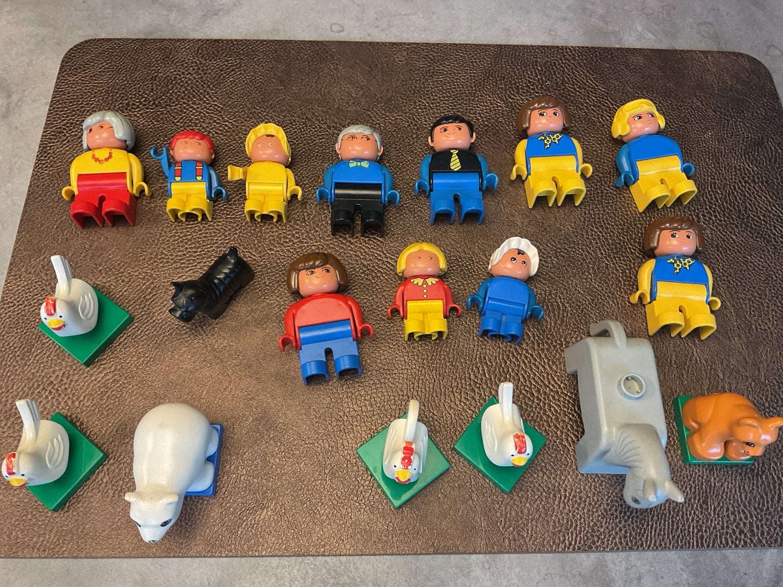Grote set LEGO Duplo poppetjes en dieren, Ophalen of Verzenden, Gebruikt, Duplo