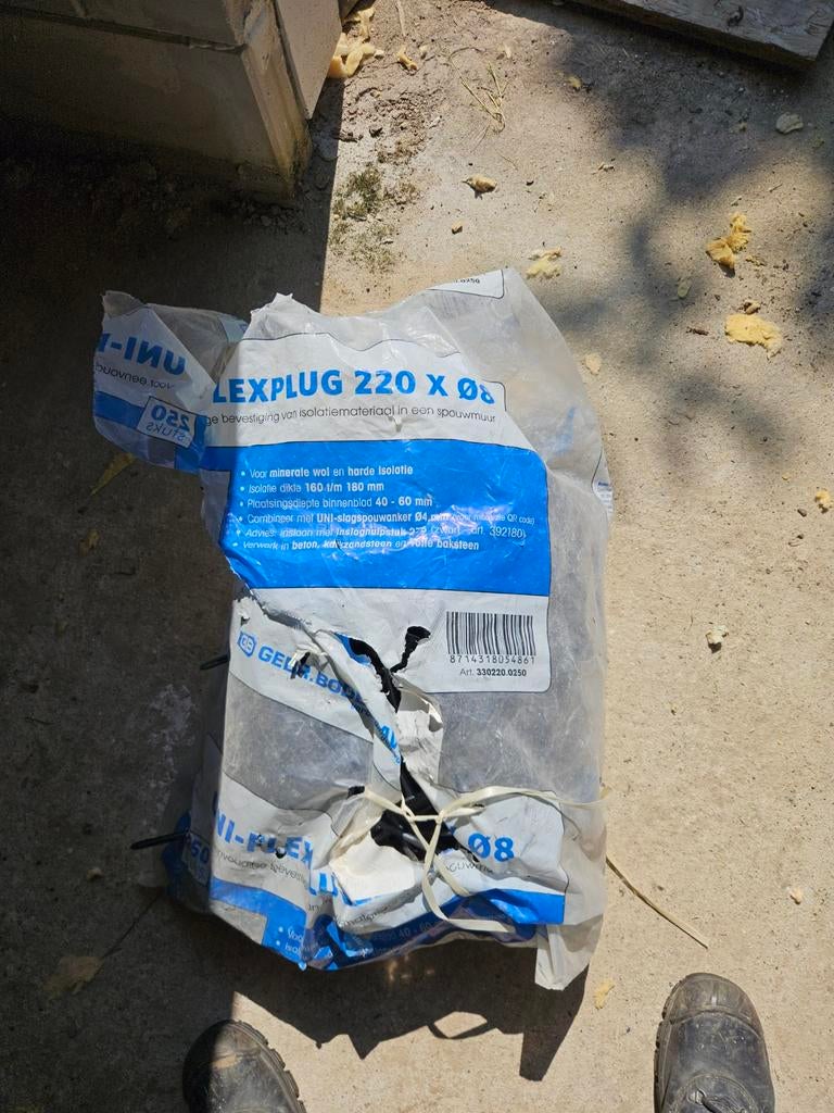 Uniflex Plug 220x Rond 8 - Ongeveer 200 Stuks, Ophalen, Nieuw
