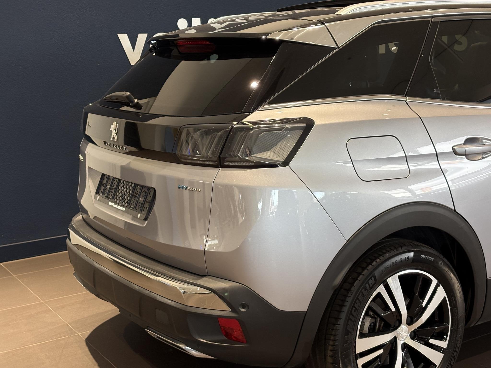 Peugeot 3008 1.6 HYbrid 225 GT, Auto's, 12 maanden, Automatische klimaatregeling, Euro 6, Leder en Stof