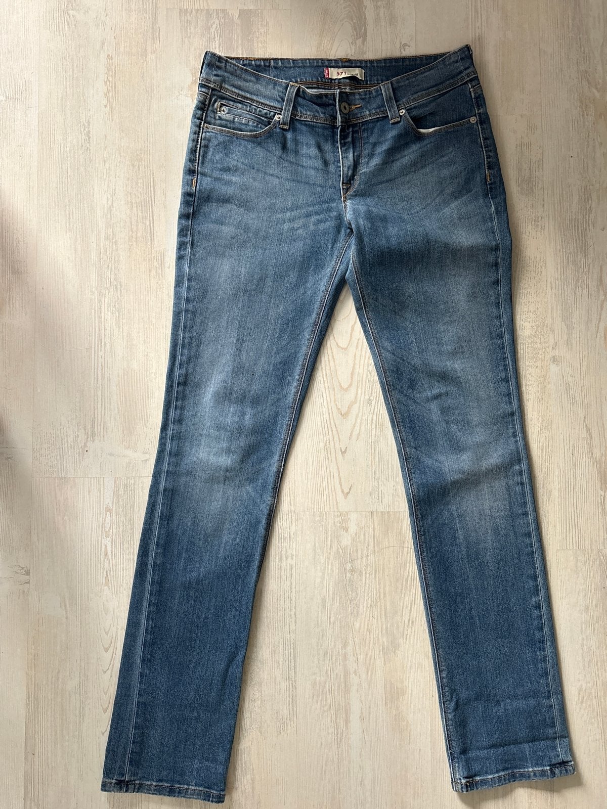 Levi's 571 Slim Fit Jeans - W31 L34, Ophalen of Verzenden, Zo goed als nieuw, Blauw, W30 - W32 (confectie 38/40)