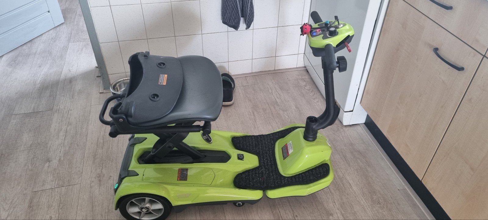 in klapbare schootmobiel, Diversen, Ophalen, Zo goed als nieuw, 15 km of minder, 10 km/u of minder