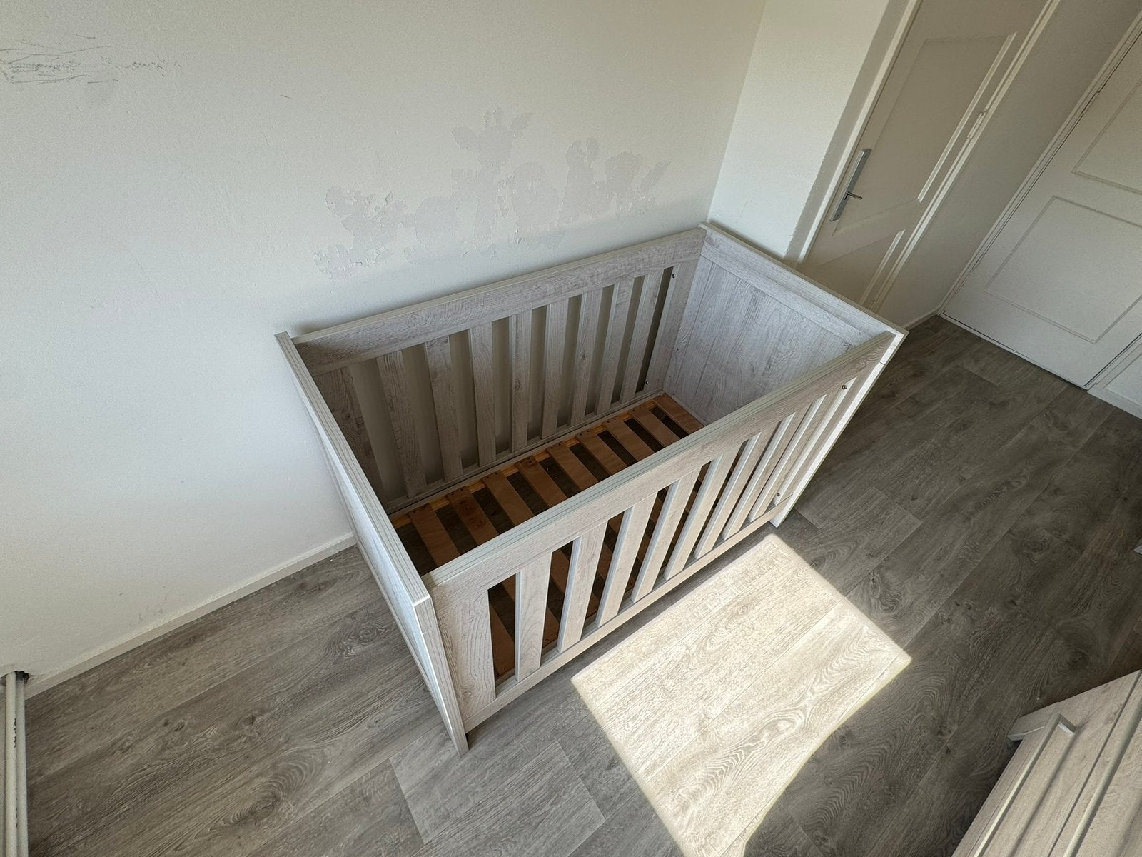 ledikant en commode, Ophalen, Gebruikt, Jongetje of Meisje