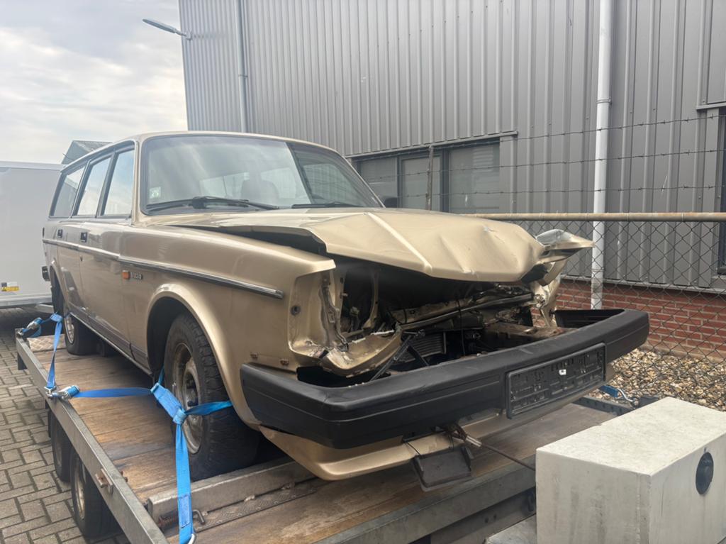 Volvo 240 1988 enkel vóór onderdelen (volvo 245 / 244), Ophalen, Volvo