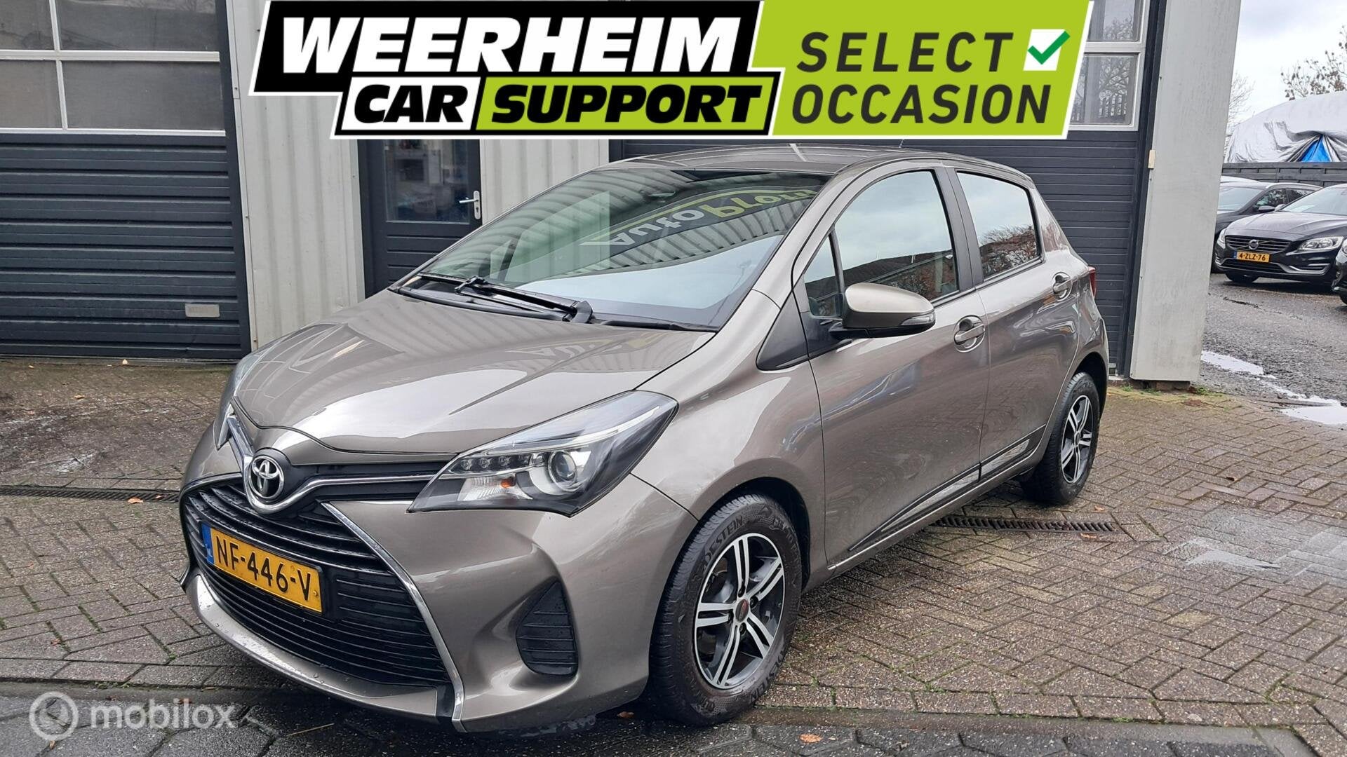 Toyota Yaris 1.0 VVT-i Trend AUR cam|Trekhaak|Navi, Voorwielaandrijving, Euro 6, Start-stop-systeem, 730 kg