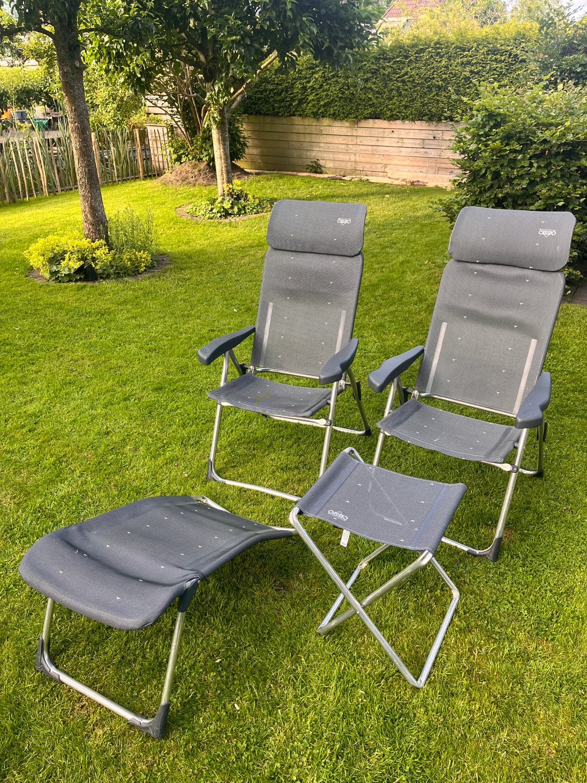 2x Crespo standenstoel AL-213, 1x voetenbank R-215 compact, Ophalen, Gebruikt, Campingstoel