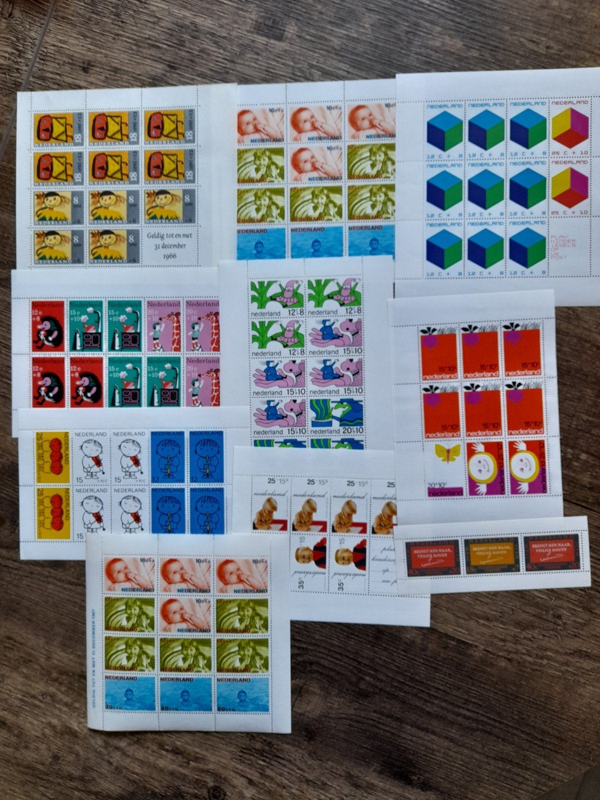 Grote collectie postzegels: Nederland, Antillen, buitenland, Ophalen of Verzenden, Na 1940, Gestempeld