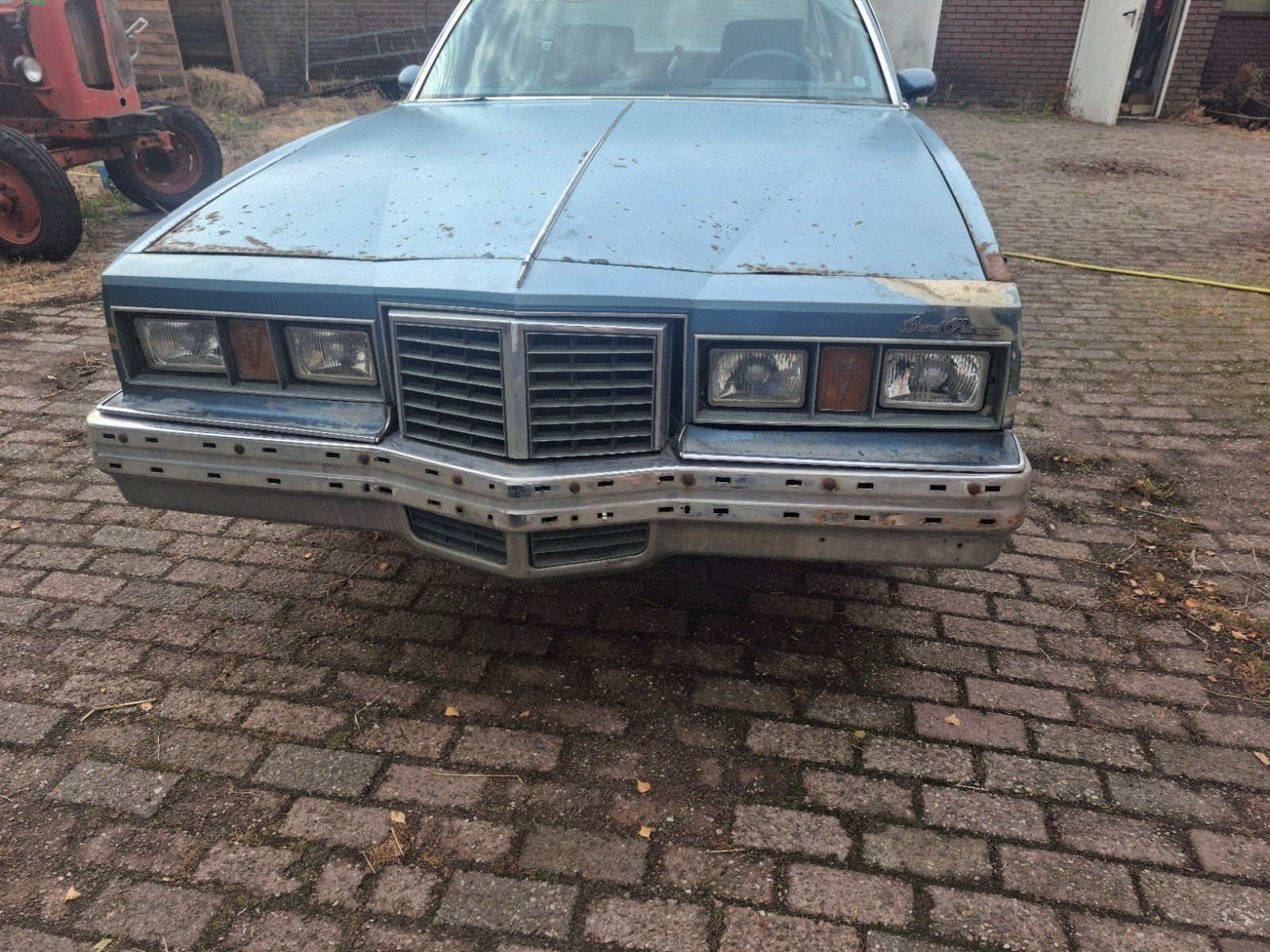 pontiac grand prix, foto 3