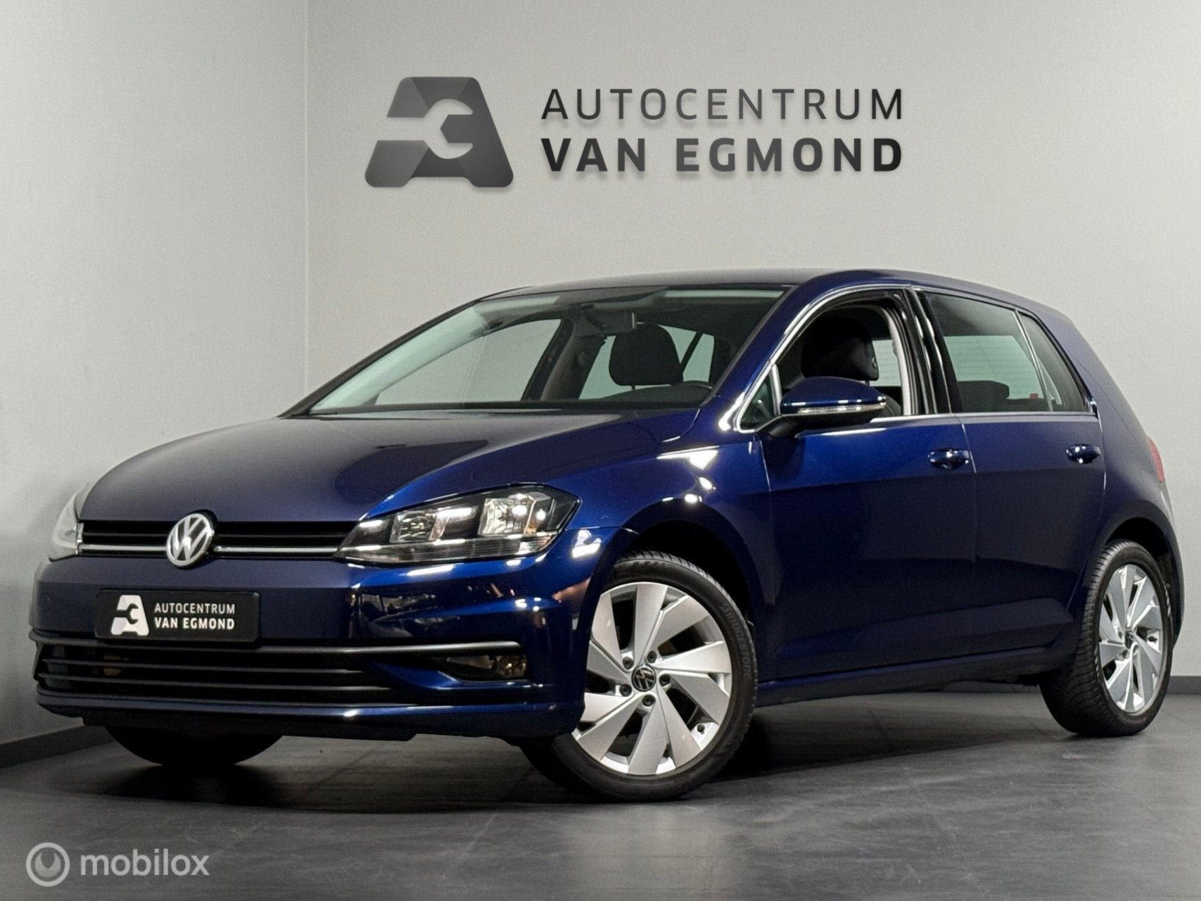 Volkswagen Golf 1.0 TSI Trendline | APPCNNCT | CRUISE | NAVI, Voorwielaandrijving, Gebruikt, Met garantie (alle), Blauw