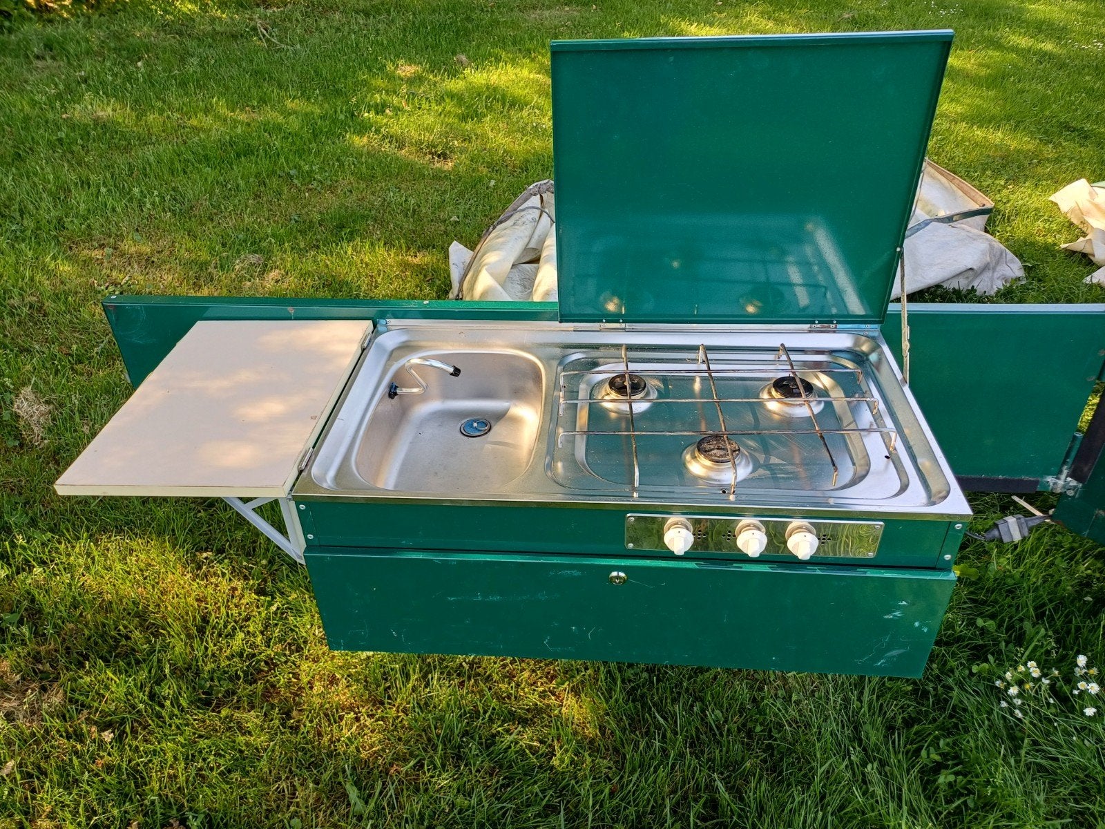 Draagbare Camping Keuken met Gasfornuis en Spoelbak, Caravans en Kamperen, Ophalen, Gebruikt