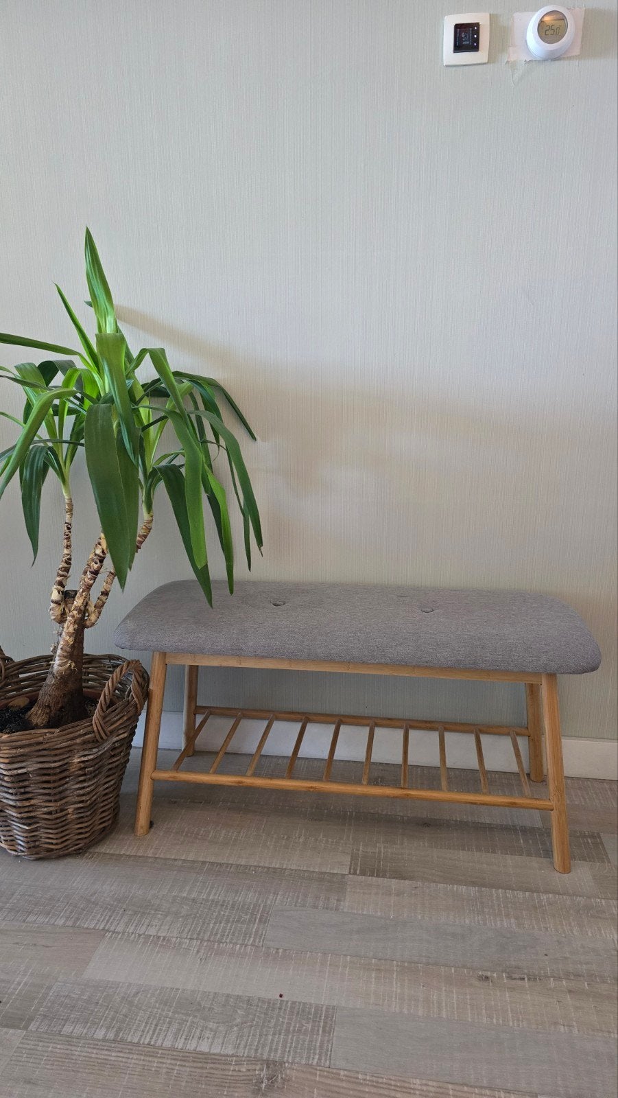 Wenko schoenenbank Bahari met zitkussen bamboe/grijs 90x45x3, Huis en Inrichting, Ophalen