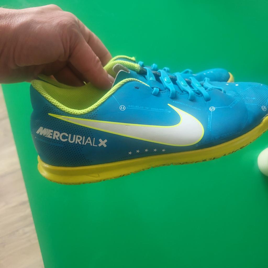 Nike mercurial zaalvoetbalschoen. Maat 37,5, Maat XS of kleiner, Ophalen of Verzenden, Overige typen