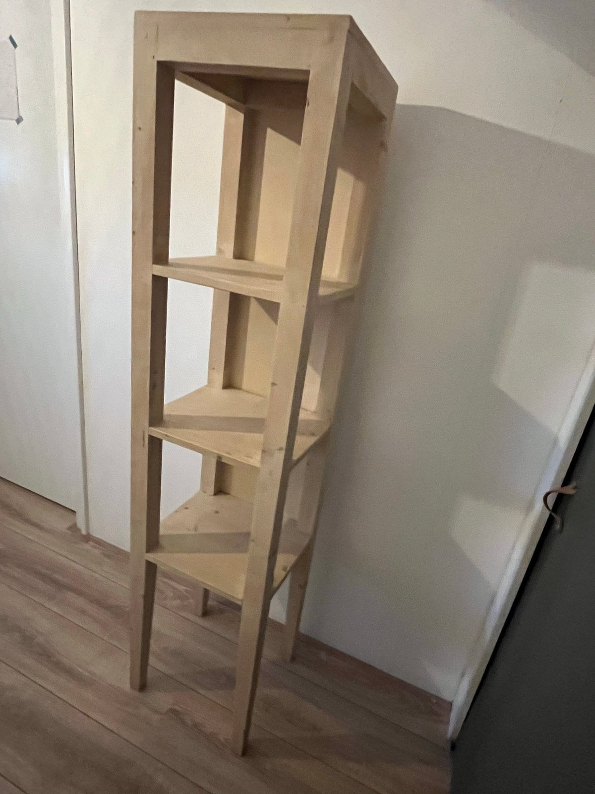 Handgemaakte houten boekenkast/stellingkast 150 cm hoog, Ophalen, Met plank(en), Minder dan 50 cm, Zo goed als nieuw
