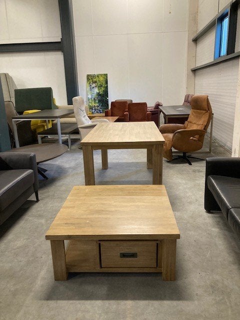 salontafel eiken blank 90 bij 90 cm (evt met eettafel), Huis en Inrichting, 50 tot 100 cm, Zo goed als nieuw, Minder dan 50 cm