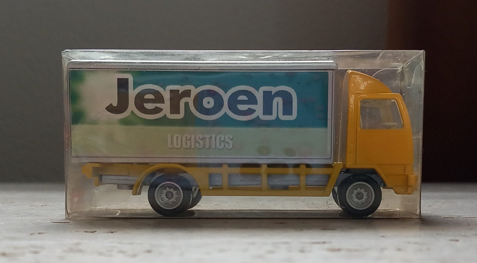 Vrachtwagen Jeroen Logistics vrachtauto, Ophalen, Nieuw