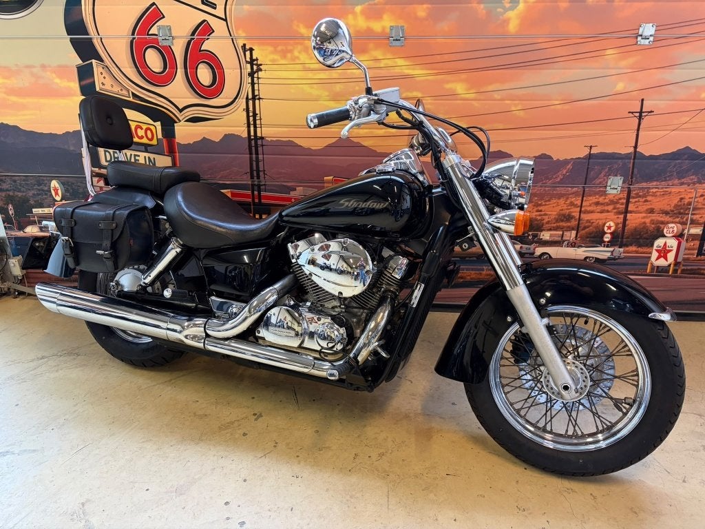 Honda Shadow VT750C - A2 geschikt met lichte patina, 750 cc, Cardan-aandrijving, 2 cilinders, Chopper