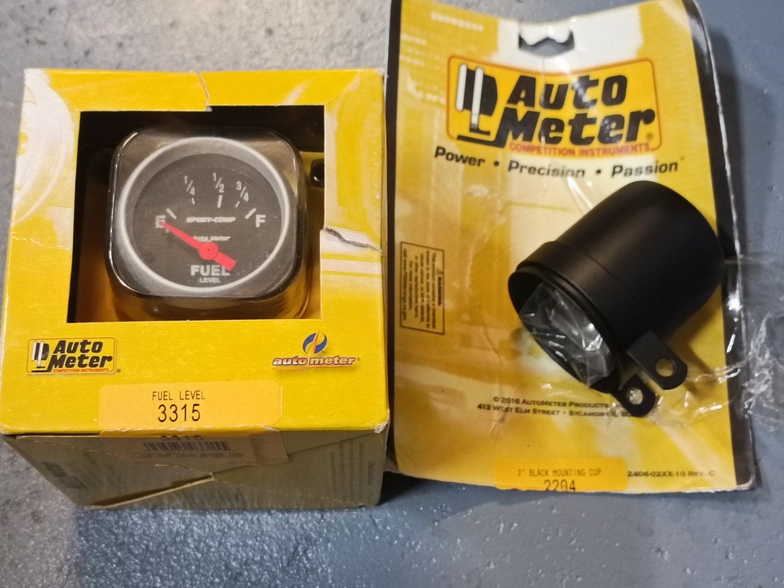 AutoMeter Brandstofmeter en Montage Cup - Nieuw, Ophalen of Verzenden, Nieuw