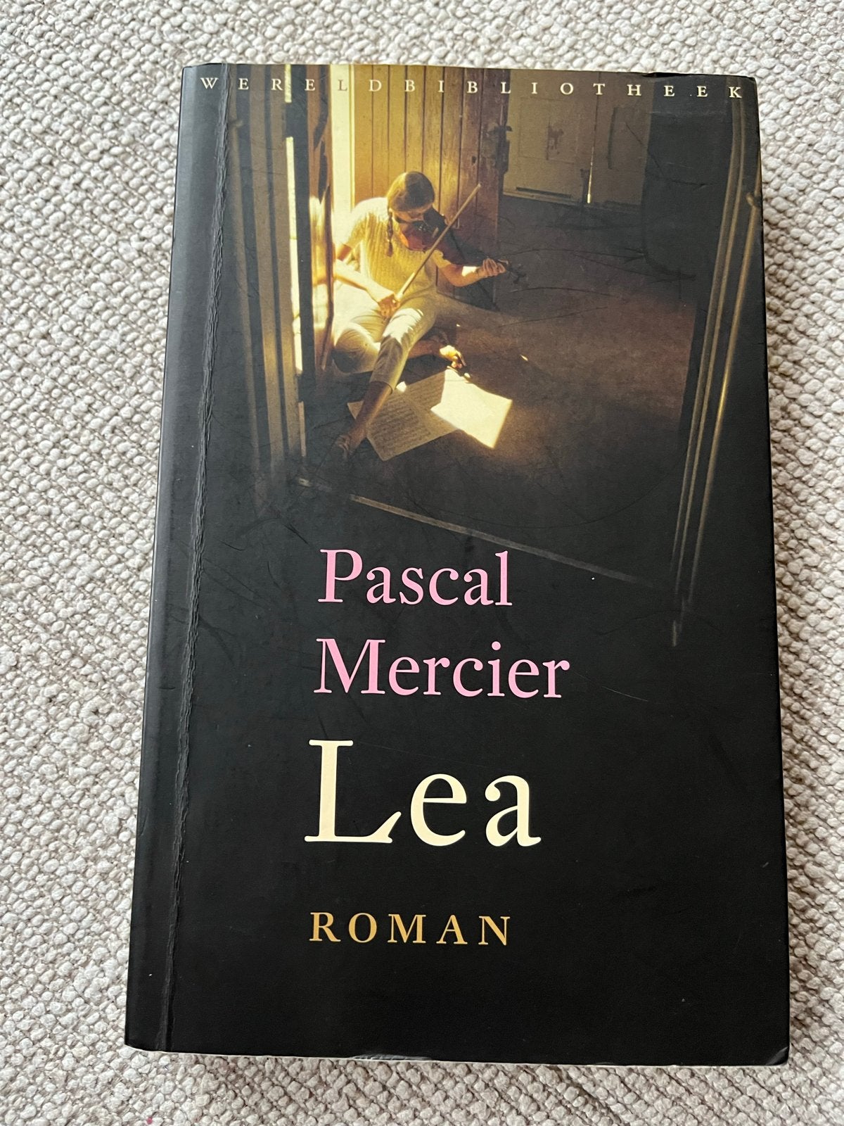Pascal Mercier - Lea (Roman), Ophalen of Verzenden, Zo goed als nieuw
