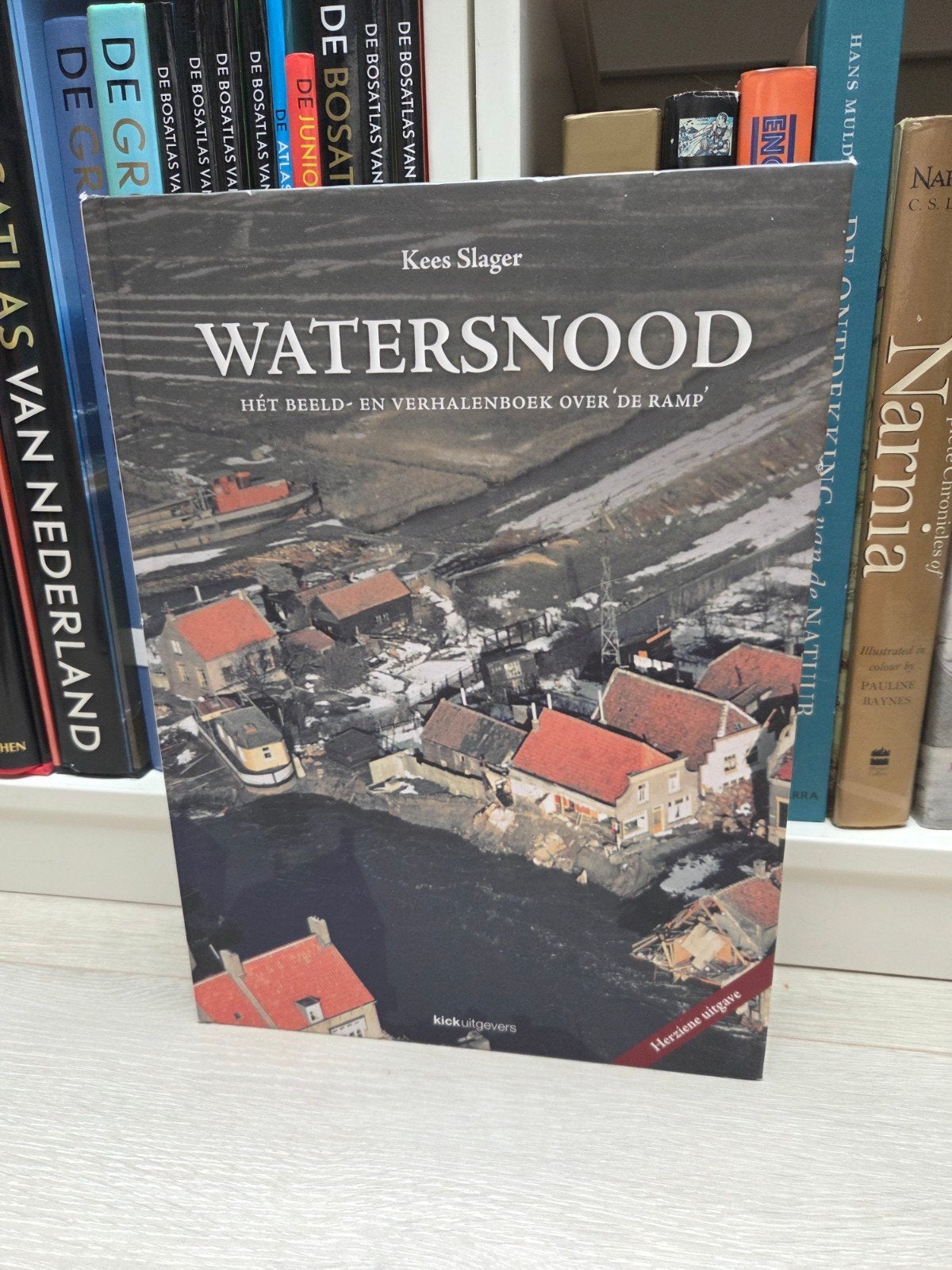 Watersnood - Kees Slager / Herziene uitgave hardcover, Ophalen of Verzenden, Zo goed als nieuw