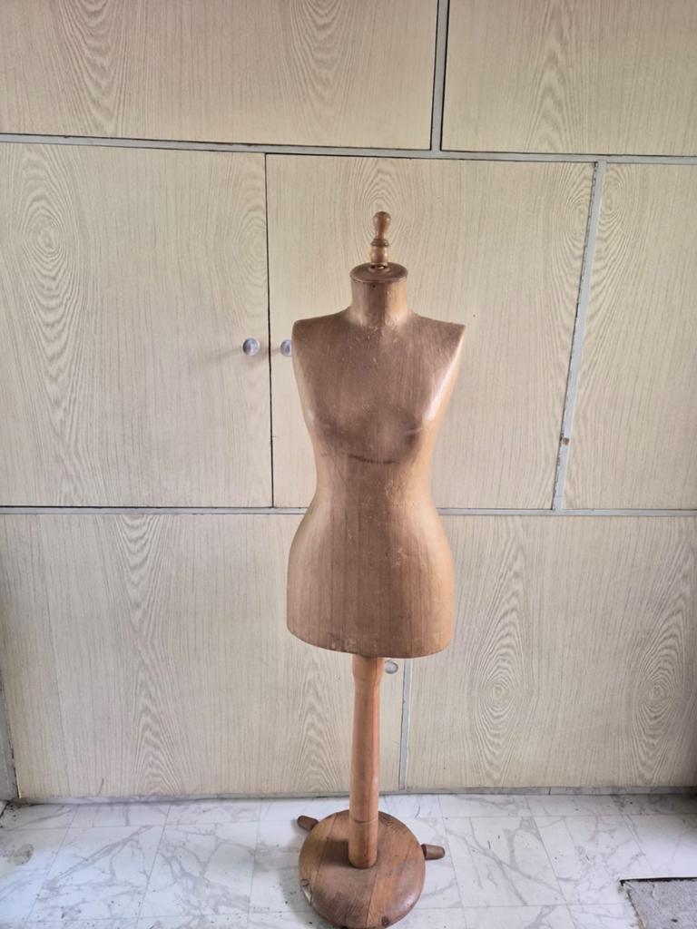 Vintage Houten Paspop - Decoratief en Functioneel, Ophalen of Verzenden, Gebruikt, Paspop