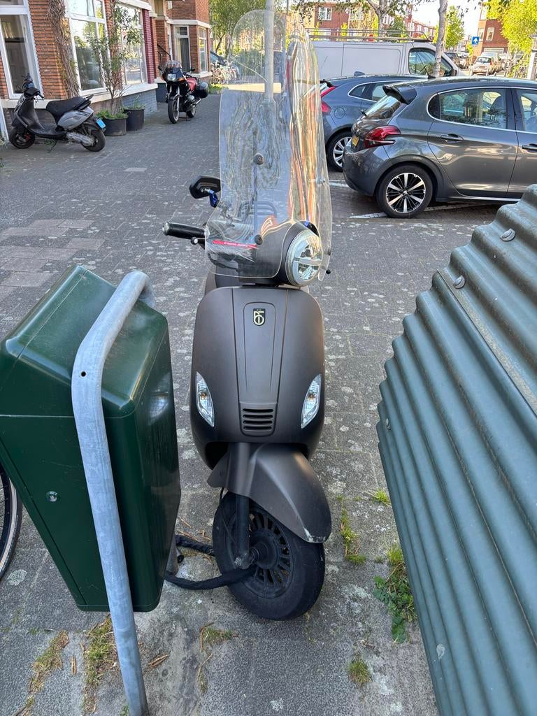 Btc Riva scooter, Gebruikt, Maximaal 45 km/u, Ophalen of Verzenden, Benzine