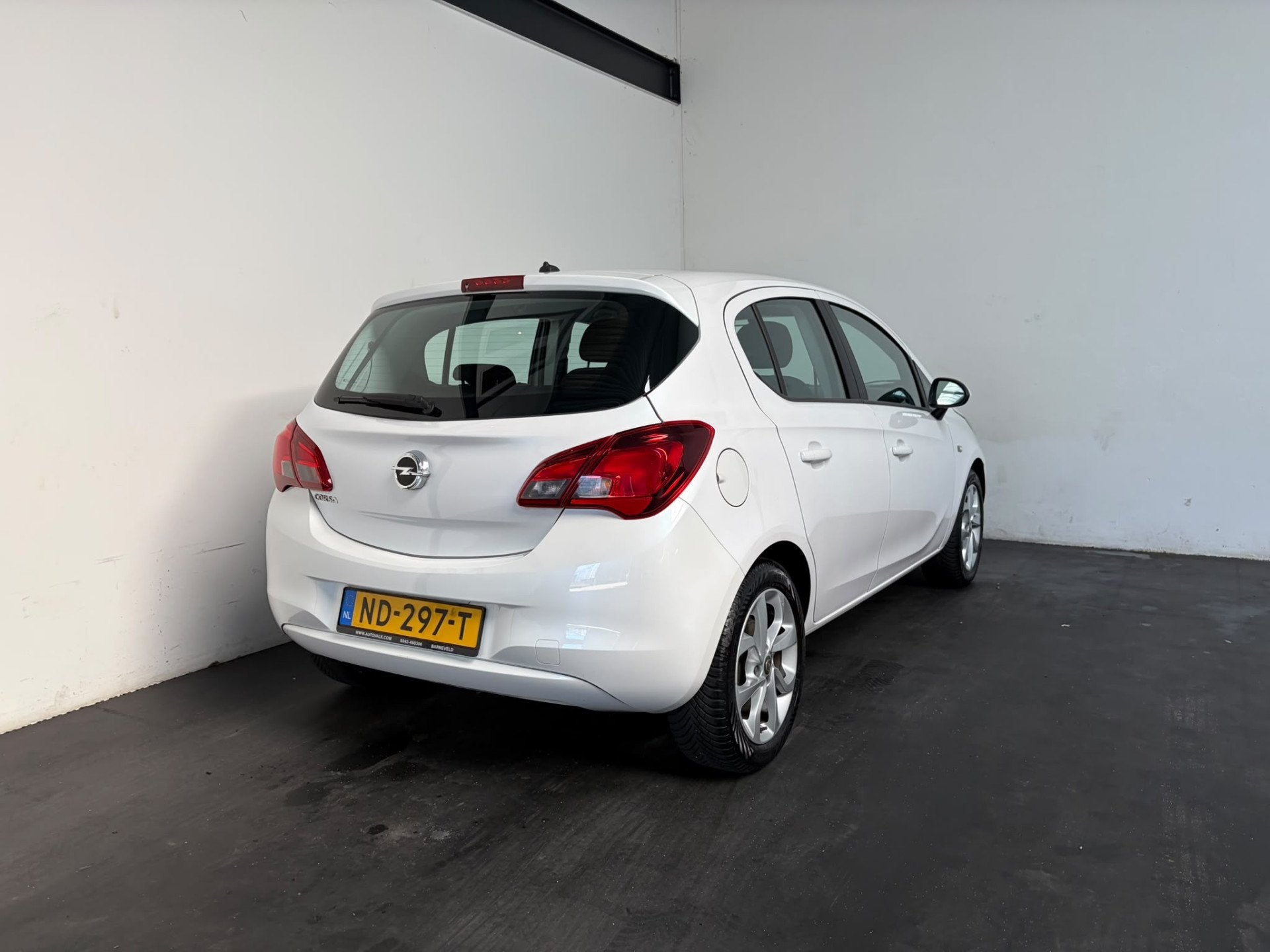 Opel Corsa 1.4 Edition (bj 2017), Voorwielaandrijving, 1063 kg, 4 cilinders, Origineel Nederlands