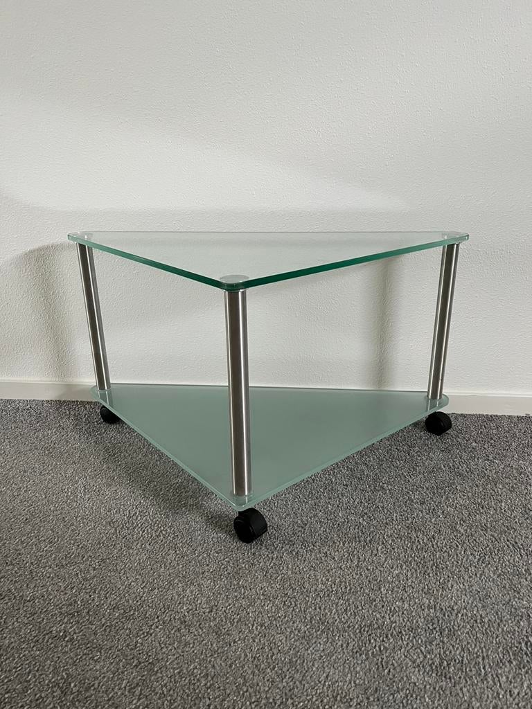 2x Glazen bijzettafel met wieltjes, Minder dan 55 cm, Rechthoekig, Ophalen, 45 tot 60 cm