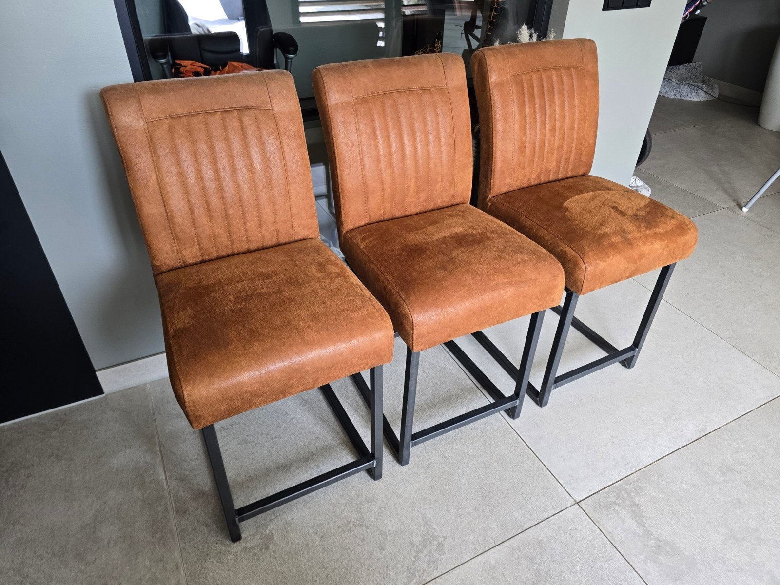3 cognac microvezel/kunstleer barkrukken, Ophalen