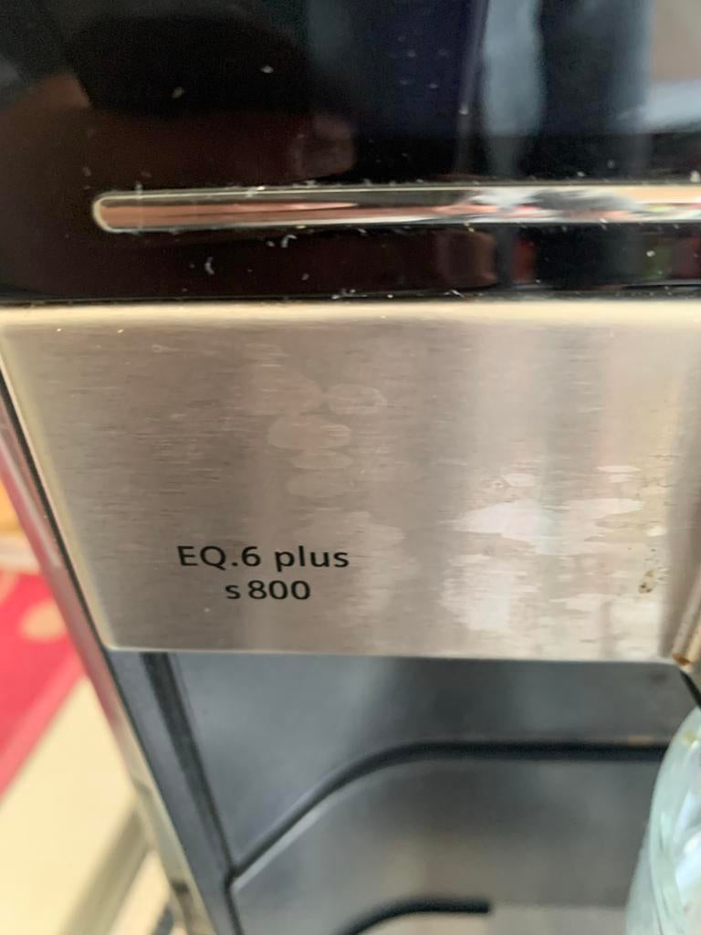 Siemens EQ.6 plus s800 volautomatische espressomachine, Afneembaar waterreservoir, Gebruikt, Espresso apparaat, 10 kopjes of meer