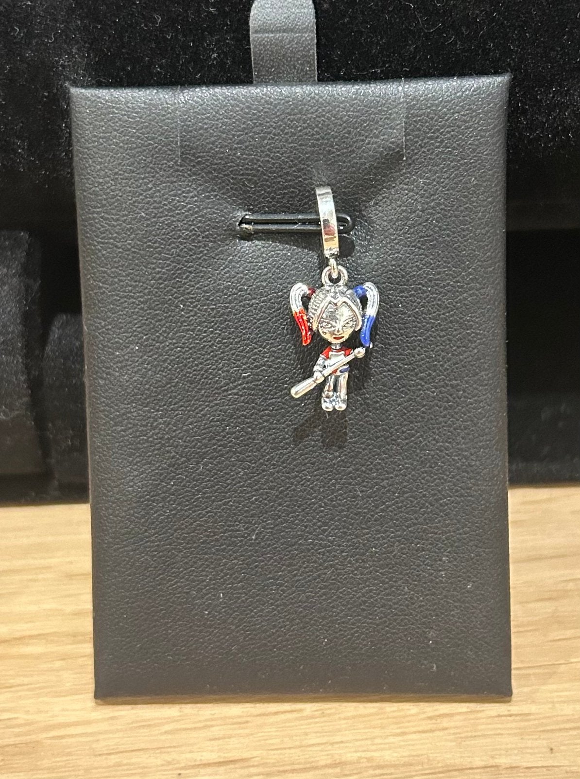 Harley Quinn bedel, Overige merken, Nieuw, Ophalen of Verzenden, 1 bedel