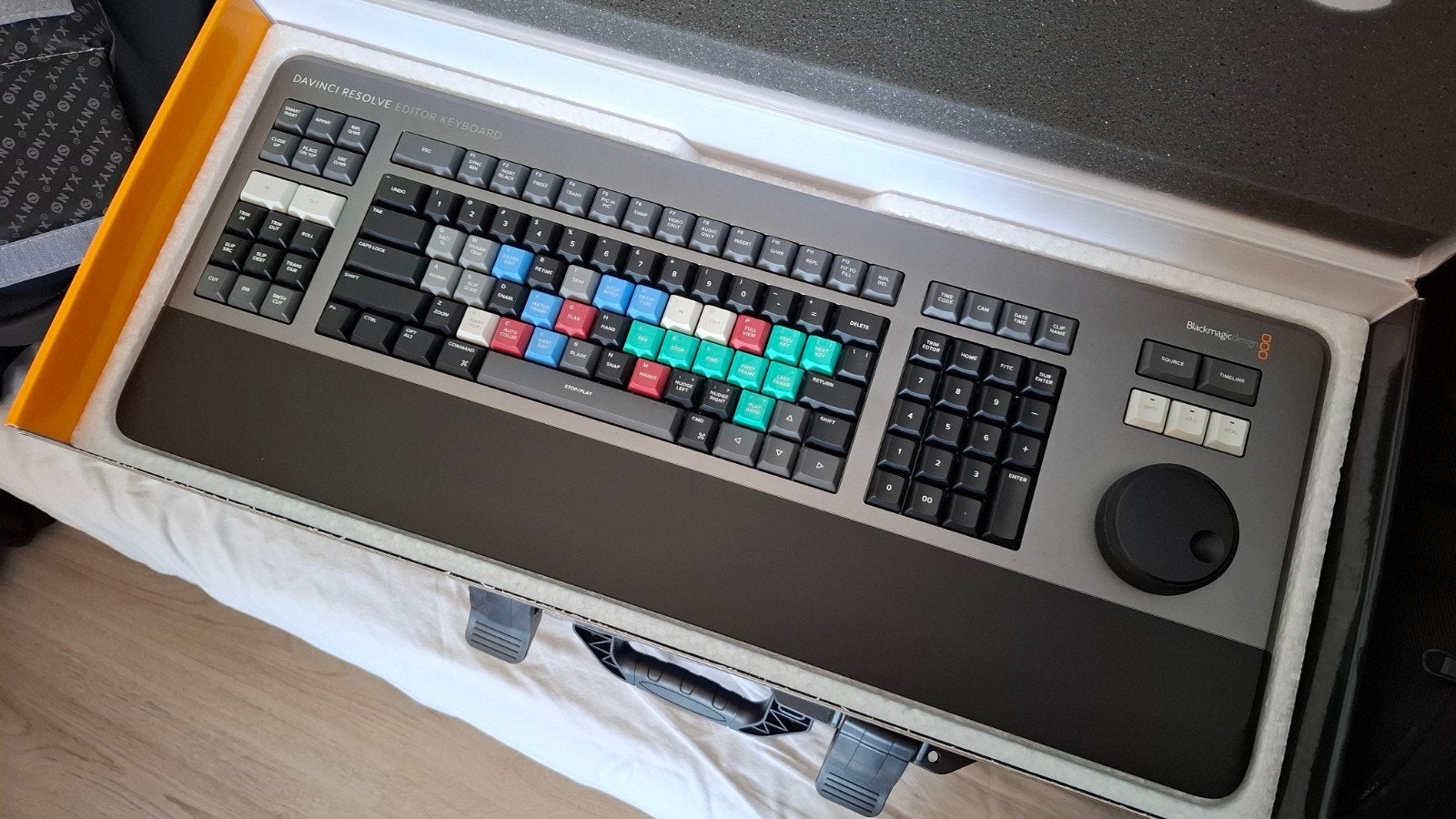 Blackmagic Design DaVinci Resolve Editor, Ophalen of Verzenden, Zo goed als nieuw, Video