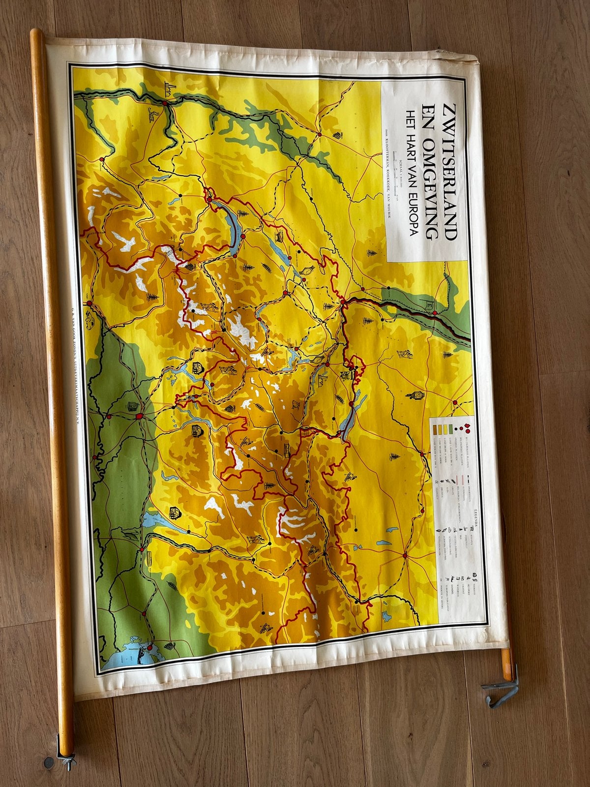 Oude schoolkaart Zwitserland en omgeving, Gelezen, Landkaart, 1800 tot 2000, Europa Overig
