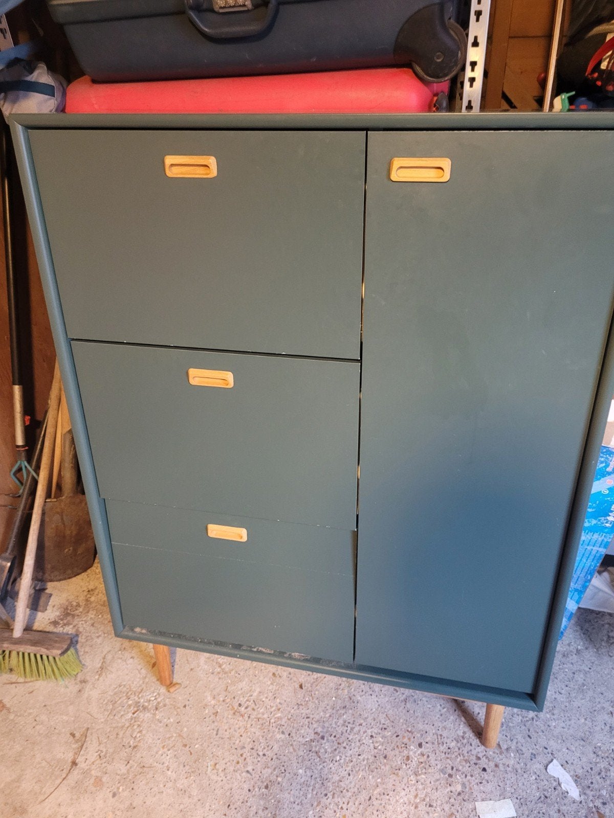 gratis af te halen. Schoenenkast, wandmontage, Ophalen, Gebruikt