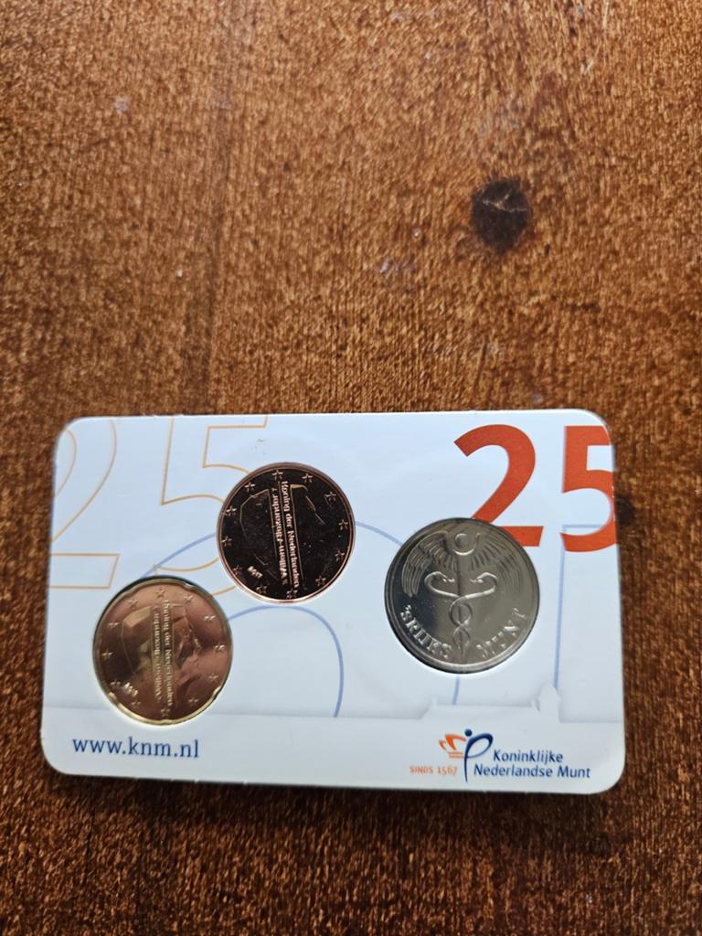 25 Jaar Dag van de Munt Setje KNM 2017, Postzegels en Munten, Munten | Nederland, Ophalen of Verzenden, Koningin Beatrix, Euro's