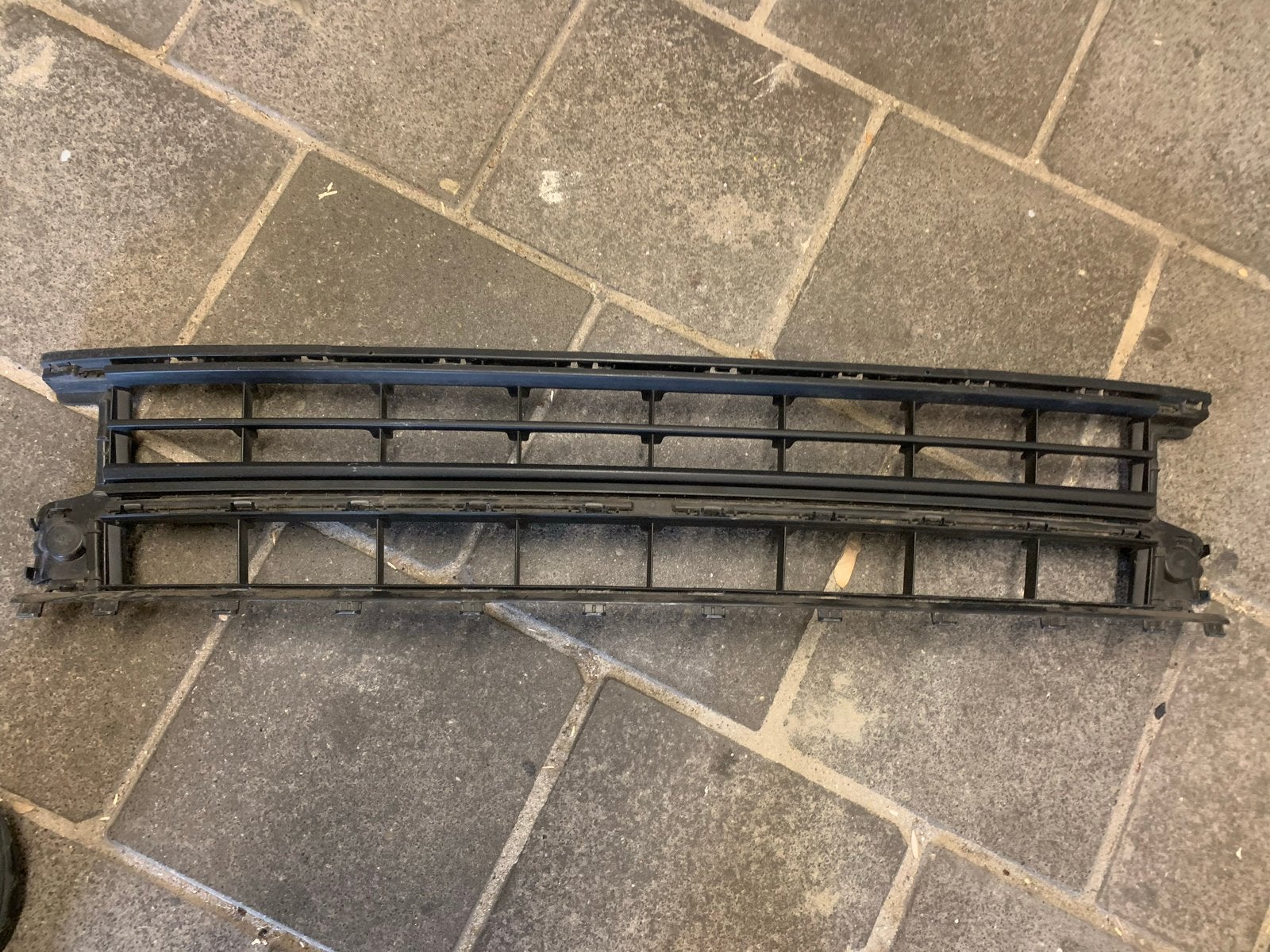 VW Polo 2G 2017-2021 Bumper Rooster Origineel 2G0853677N, Gebruikt, Ophalen of Verzenden, Bumper, Volkswagen